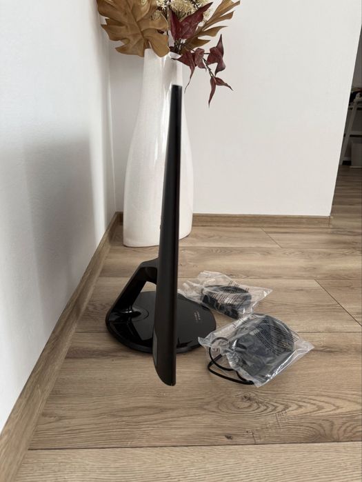 Vând Monitor Samsung