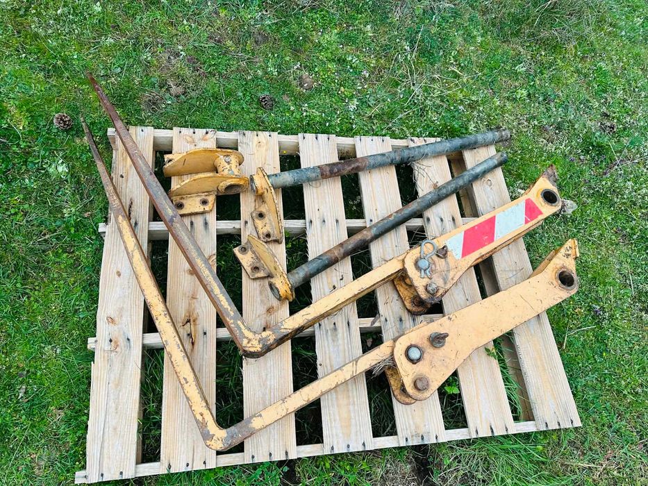 Палетни вилици за багер New Holland