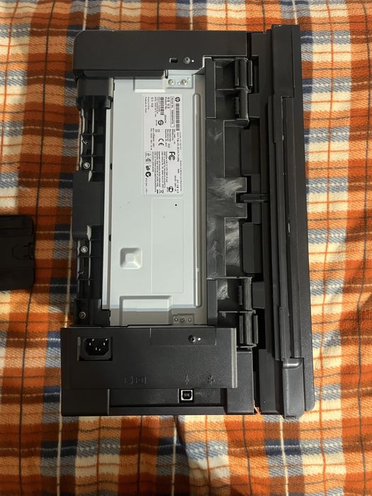 Срочно продам МФУ HP LaserJet Pro M1132 MFP