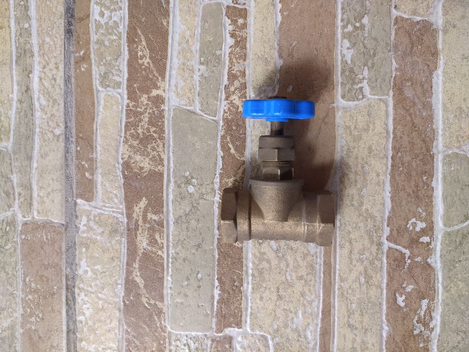 Винтель водопроводный