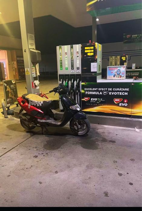 Scuter  de 50     2 timpi