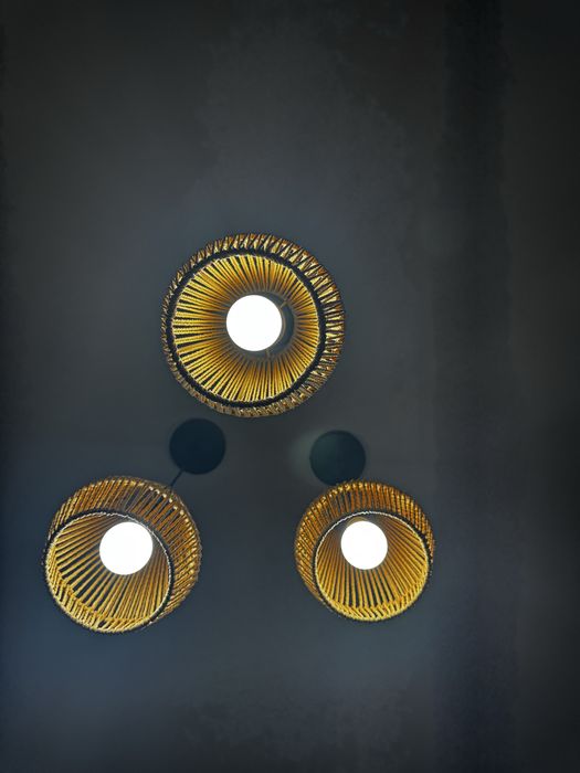 Ръчно изработен ратанов абажур