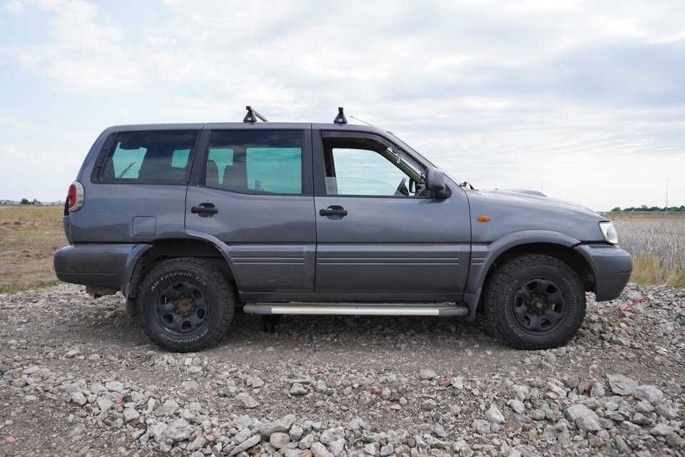 Vand Nissan Terrano II VAN R20