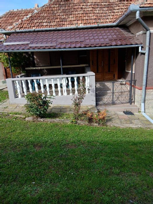 Casă de vânzare la țară