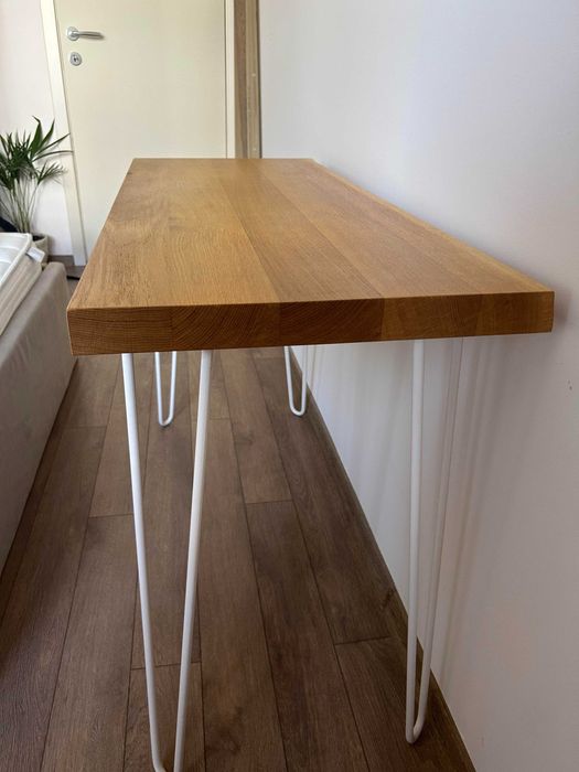 Маса/бюро с плот от дъб и метални крака