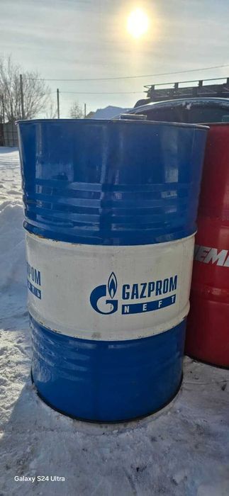 Пустые бочки из под масла 200 л.