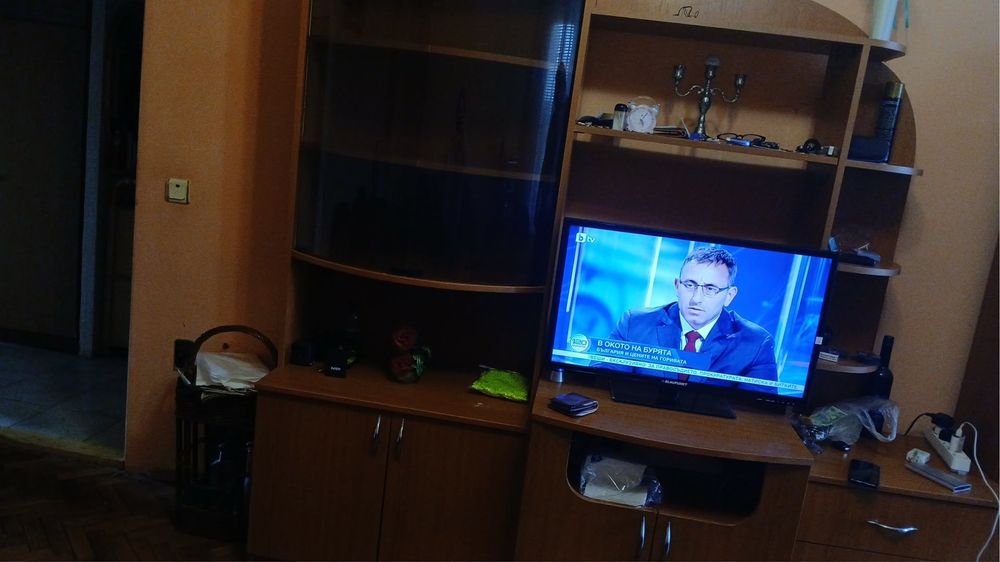 Продавам холна секция