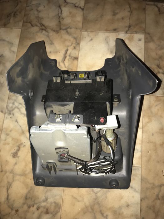 Малко централно барче за Хонда Сивик V gen