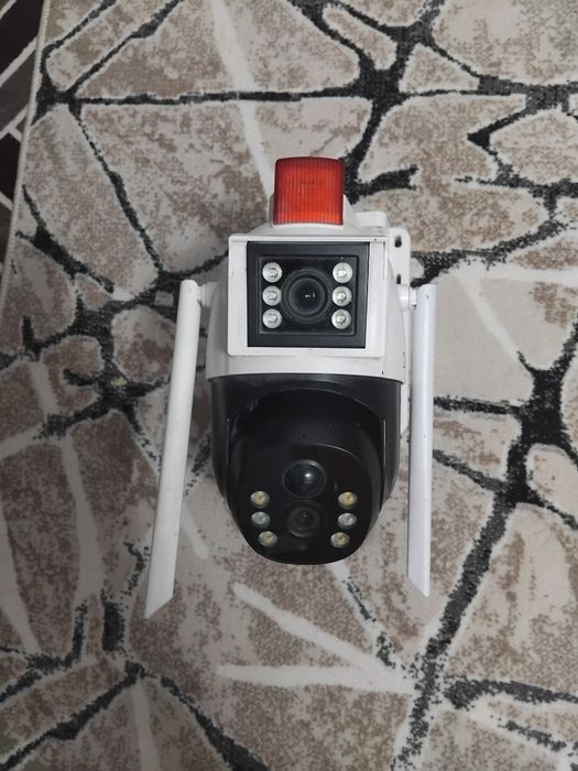 Vând camera de supraveghere video și o camera cu sim