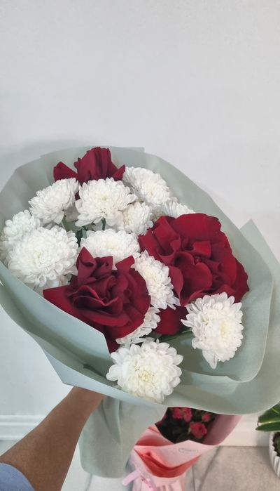 Ассорти цветы ,в подарок