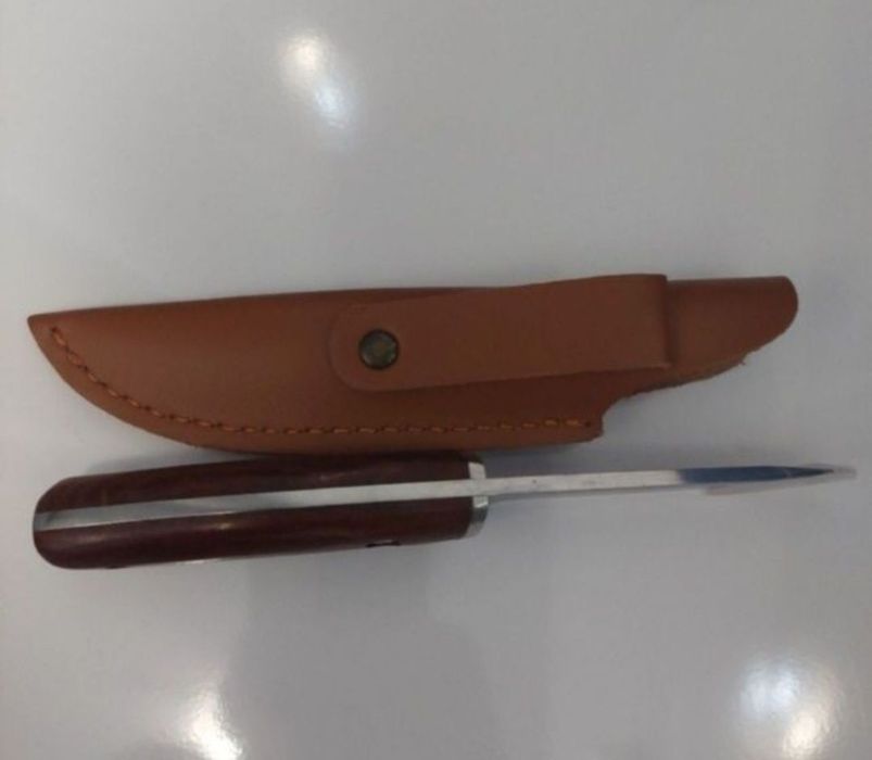 Cutit dlimensiuni mici pentru pescuit și timp
liber