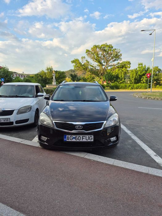 Kia Ceed 1.6 16v 2011 benzină + gaz