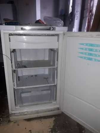 морозильная камера INDESIT