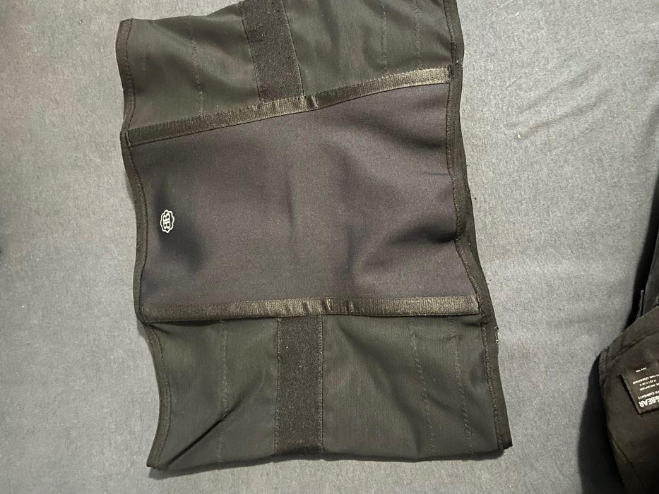 Centura postnatala LUXE Belly Bandit mărimea XL.