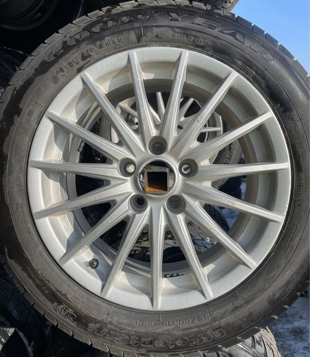 Set jante aliaj R16 Alfa Romeo Fiat 5x98 cu anvelope de vara