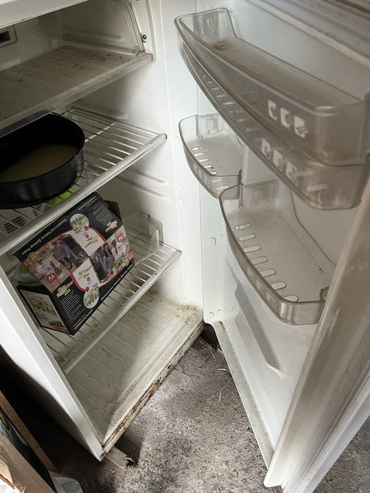 Продам холодильник и морозильник