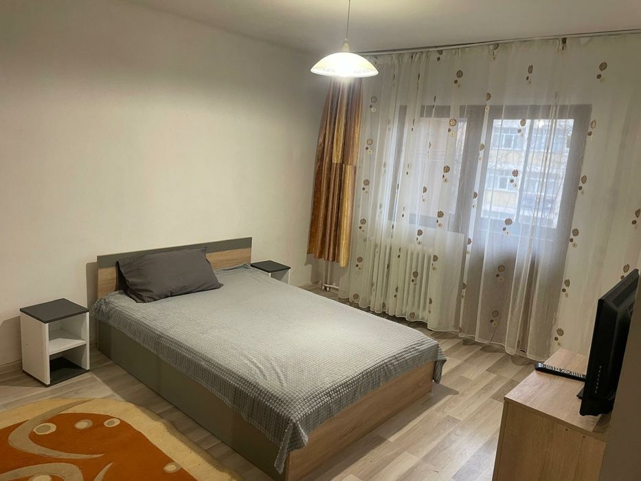 Garsonieră de închiriat