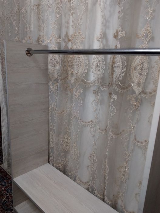 Вешалка шкаф одежды