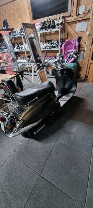 Scuter pe  Benzina clasic!!