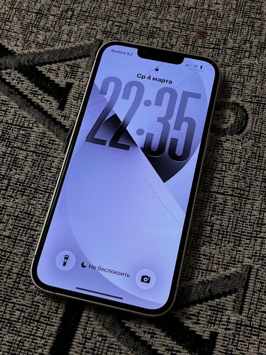 Айфон 13 256гб акб 74%