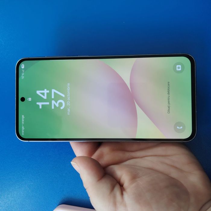 Vând Samsung a56