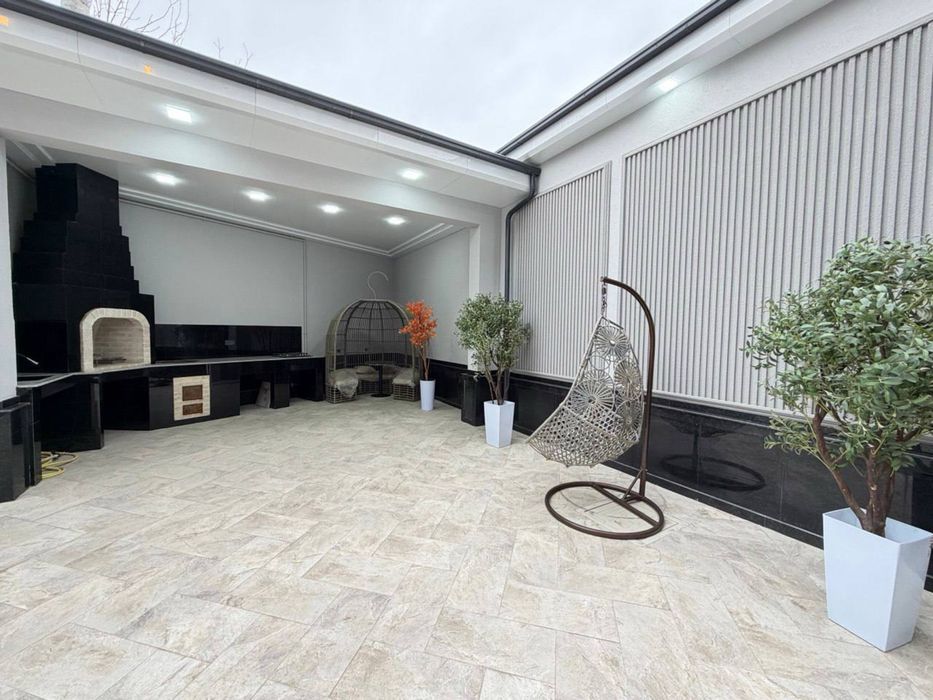 3 қаватли угловой енги евро ховли  сотилади