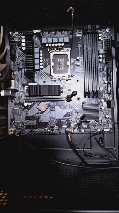 gigabyte b760m ds3h dd4 новая