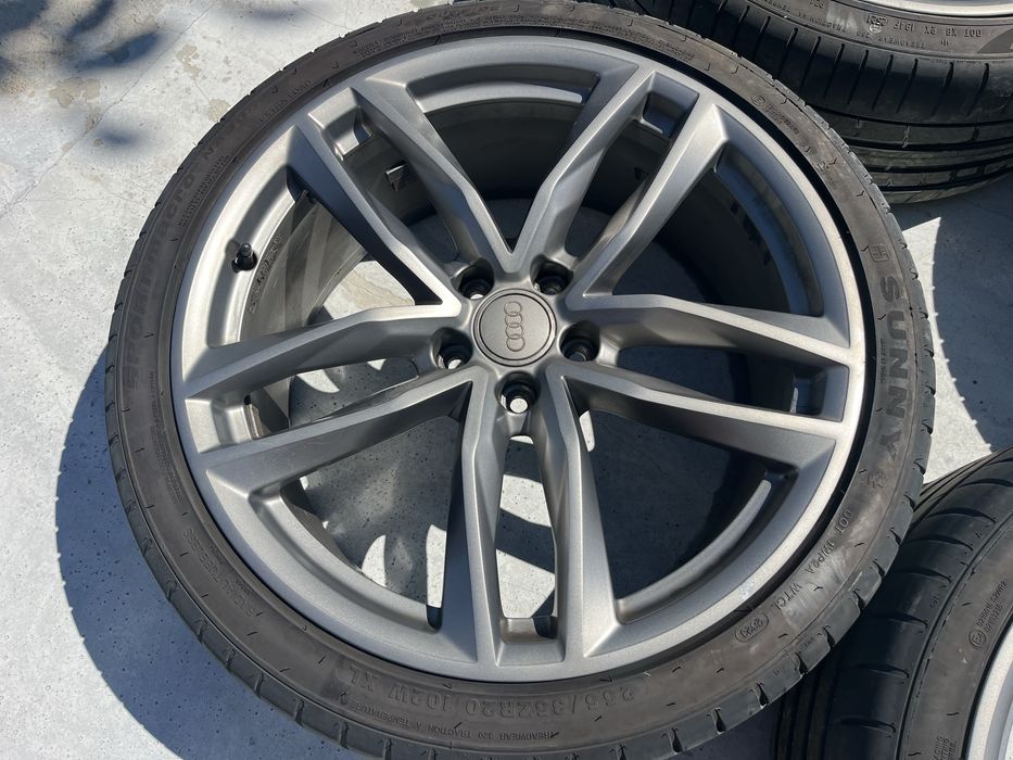 Джанти с гуми 20 цола AUDI