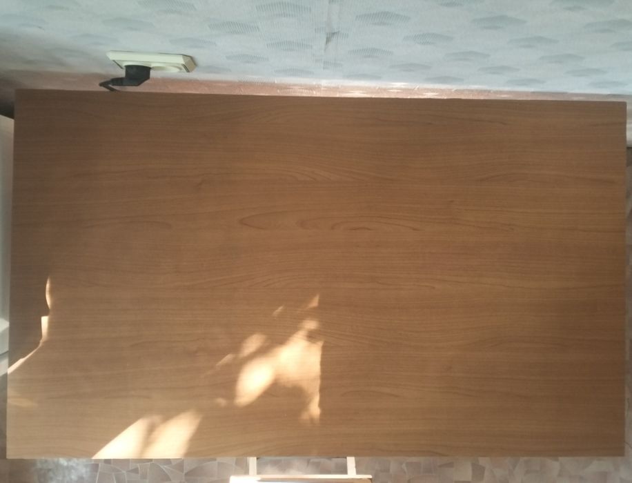 Стол кухонный 62*105,5