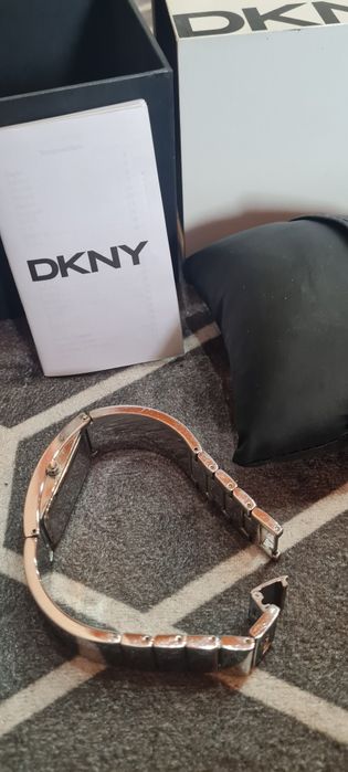 DKNY ,Donna Karan watch, оригинален часовник