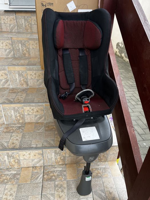 Scaun de masina cu isofix