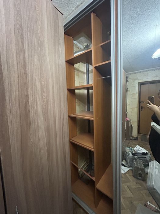 Шкаф бок отрезанный под трубу есть видео