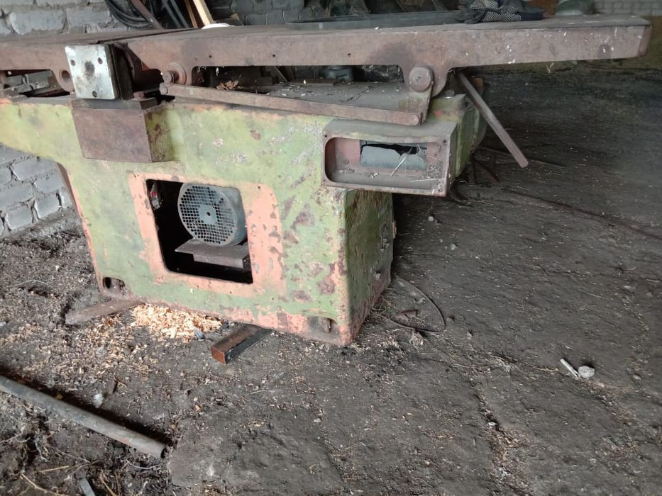 Продам строгальный станок