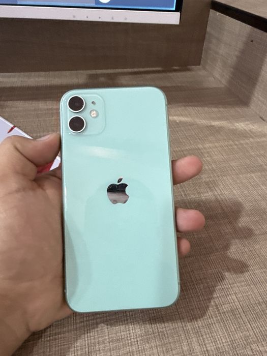 Iphone 11 leaf green