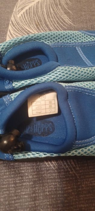 Pantofi de apa mar 29