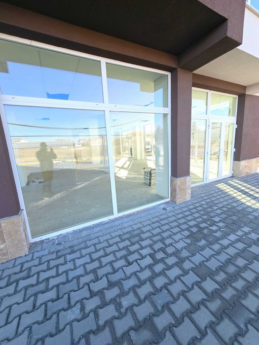 Дава се под наем Магазин в Пловдив, Коматевски възел - 230 кв.м за 1224 € - Снимка #9