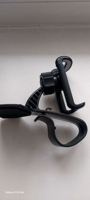 Крепление для телефона в авто