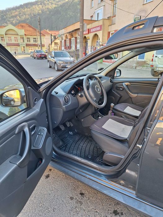 Vand Dacia Duster 2016
