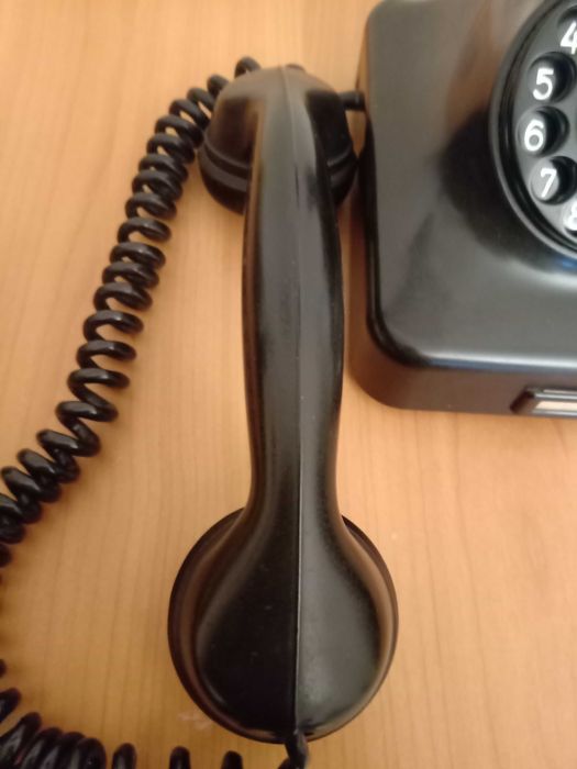 Бакелитов телефон SIEMENS