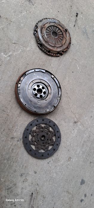 Комплект съединител с двойномасов маховик Форд Фокус/Ford Focus