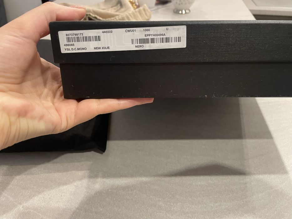 Оригинална чанта “Saint Laurent “купувана от магазин Allure