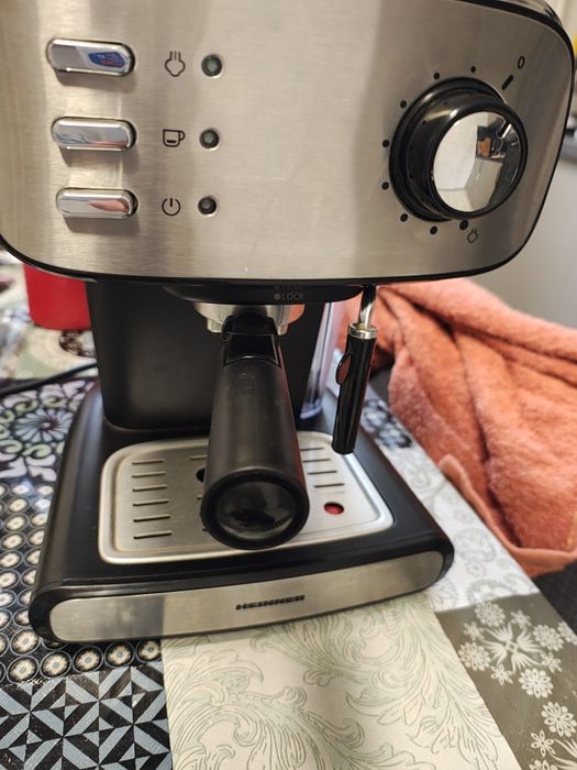 Vând aparat de cafea