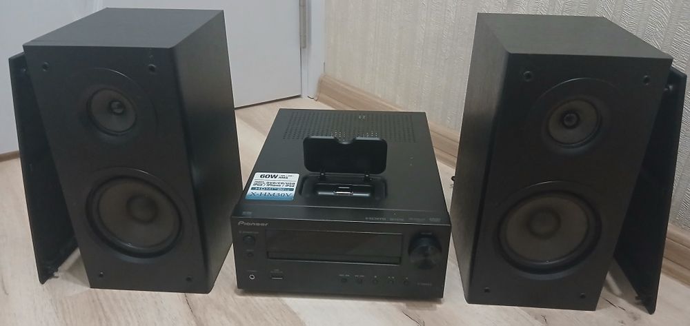 DVD аудио система Pioneer USB HDMI CD FM Aux с тонколони X-HM30V