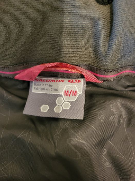 Куртка женская пуховик.