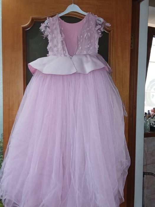 Пышное праздничное платье Б/У