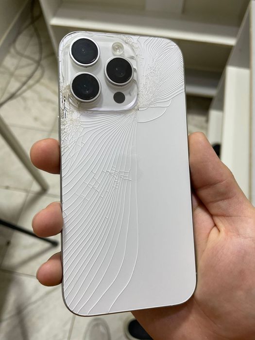 Iphone 16pro 256gb белый