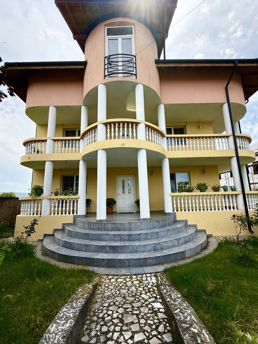 Casa de vanzare 492mp sup. utila, terent 2450mp- Ostroveni, Rm Valcea