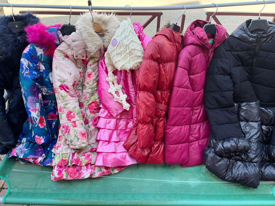 Пуховик Benetton , Monsoon на девочку 5-12 лет
