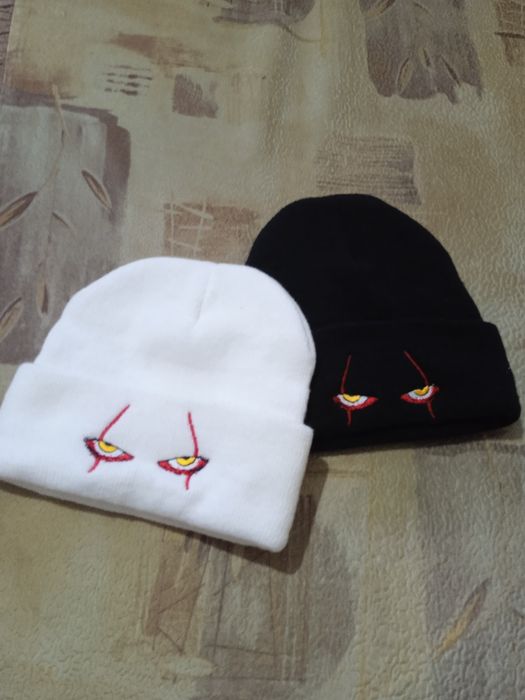 Продам подростковые шапки
