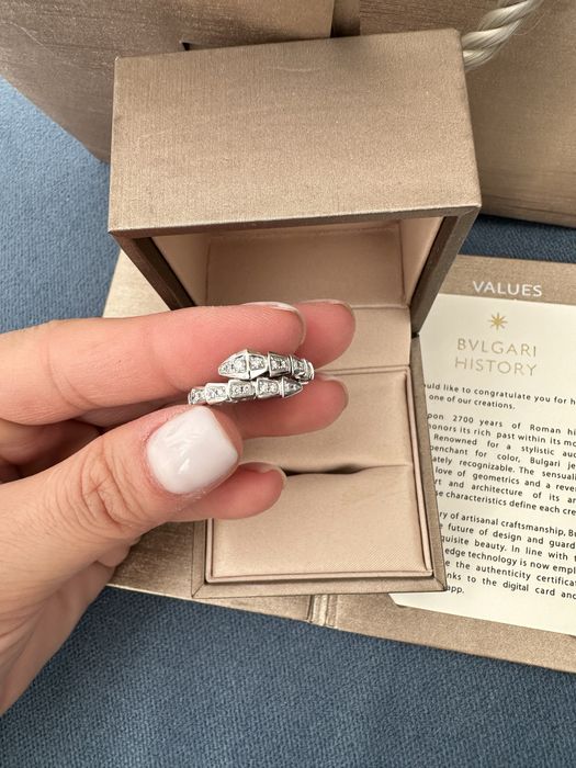 Bulgari serpenti кольцо